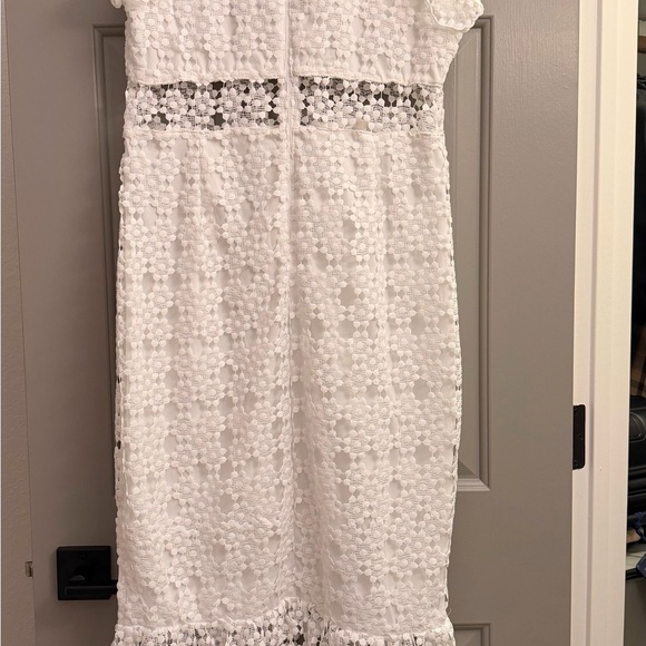 Petal & Pup Lauren Dress - Picture 4 of 5